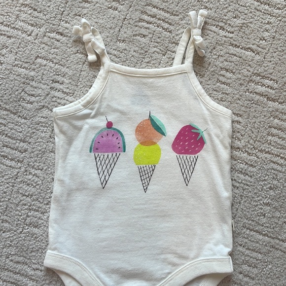 Gap ice cream cone sleeveless onesie - Picture 4 of 7